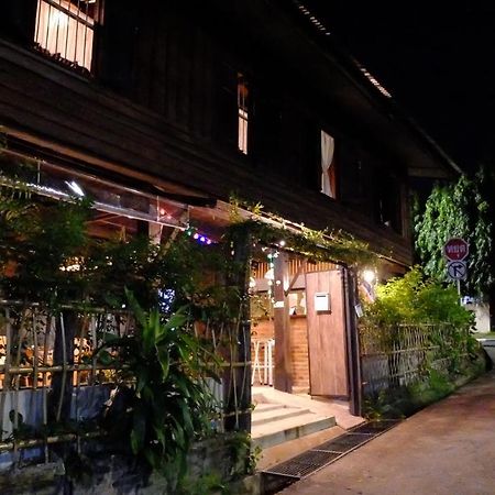 Iamwarin Mini Hostel Warin Chamrap Esterno foto
