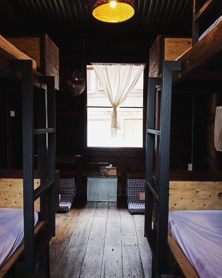 Iamwarin Mini Hostel Warin Chamrap Esterno foto