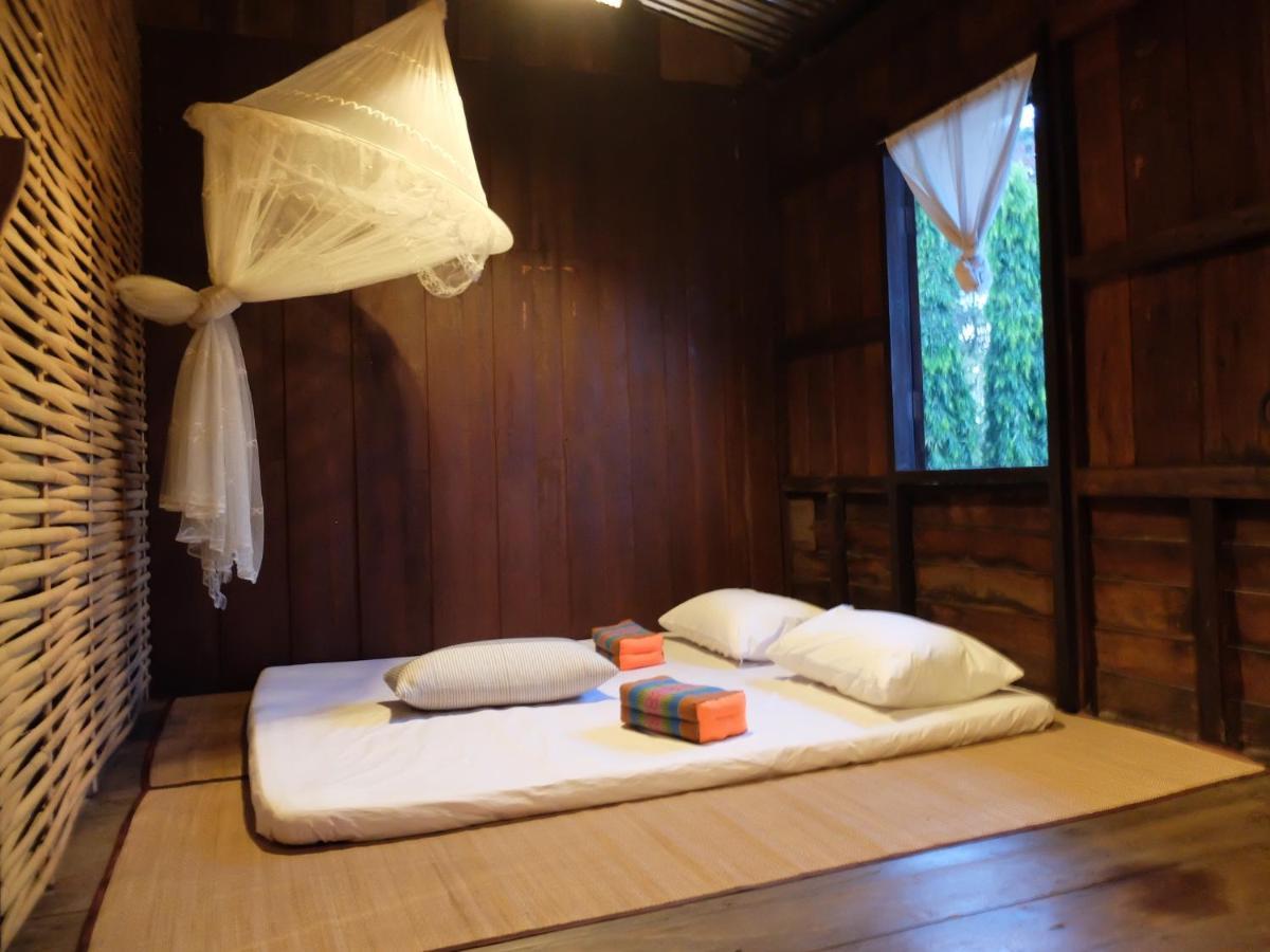 Iamwarin Mini Hostel Warin Chamrap Esterno foto